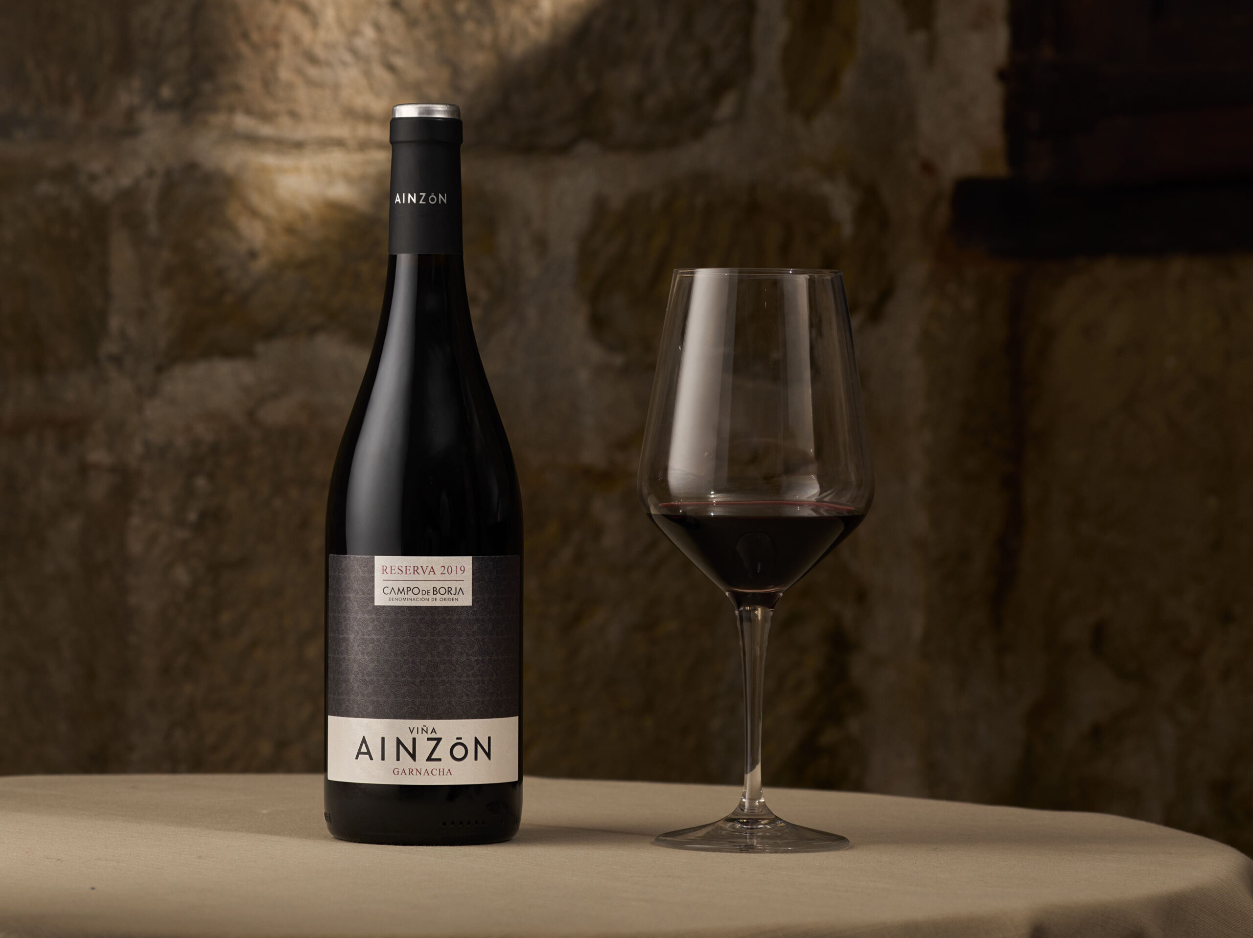 Vino Ainzón Reserva 2019